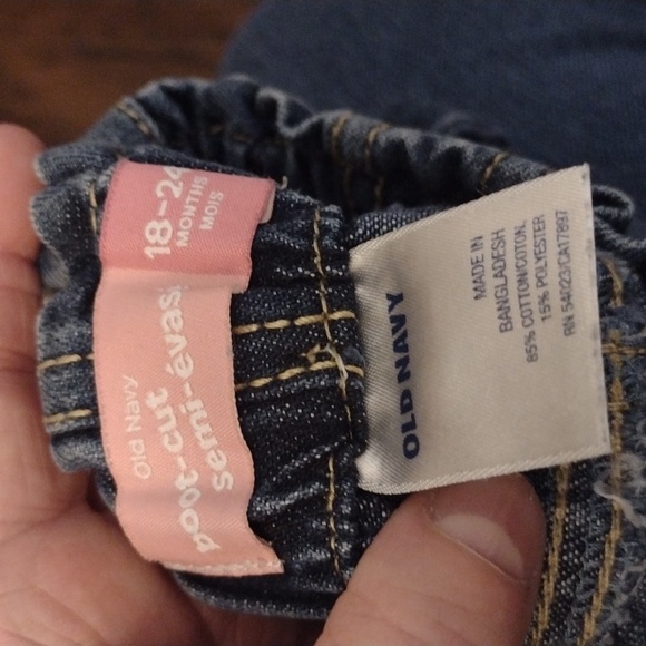 Baby Girls Old Navy Jeans Size 18-24M - Picture 9 of 9